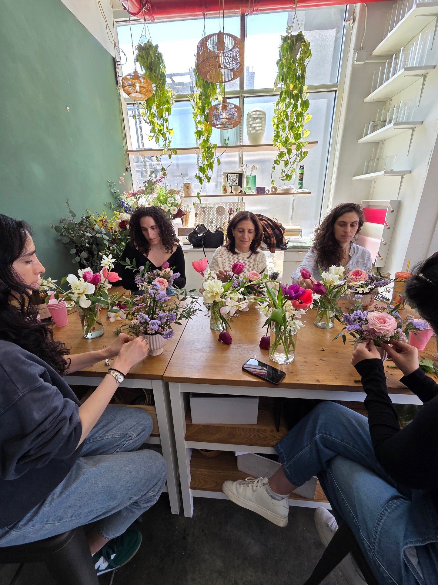 Small Vase Arrangement Workshop