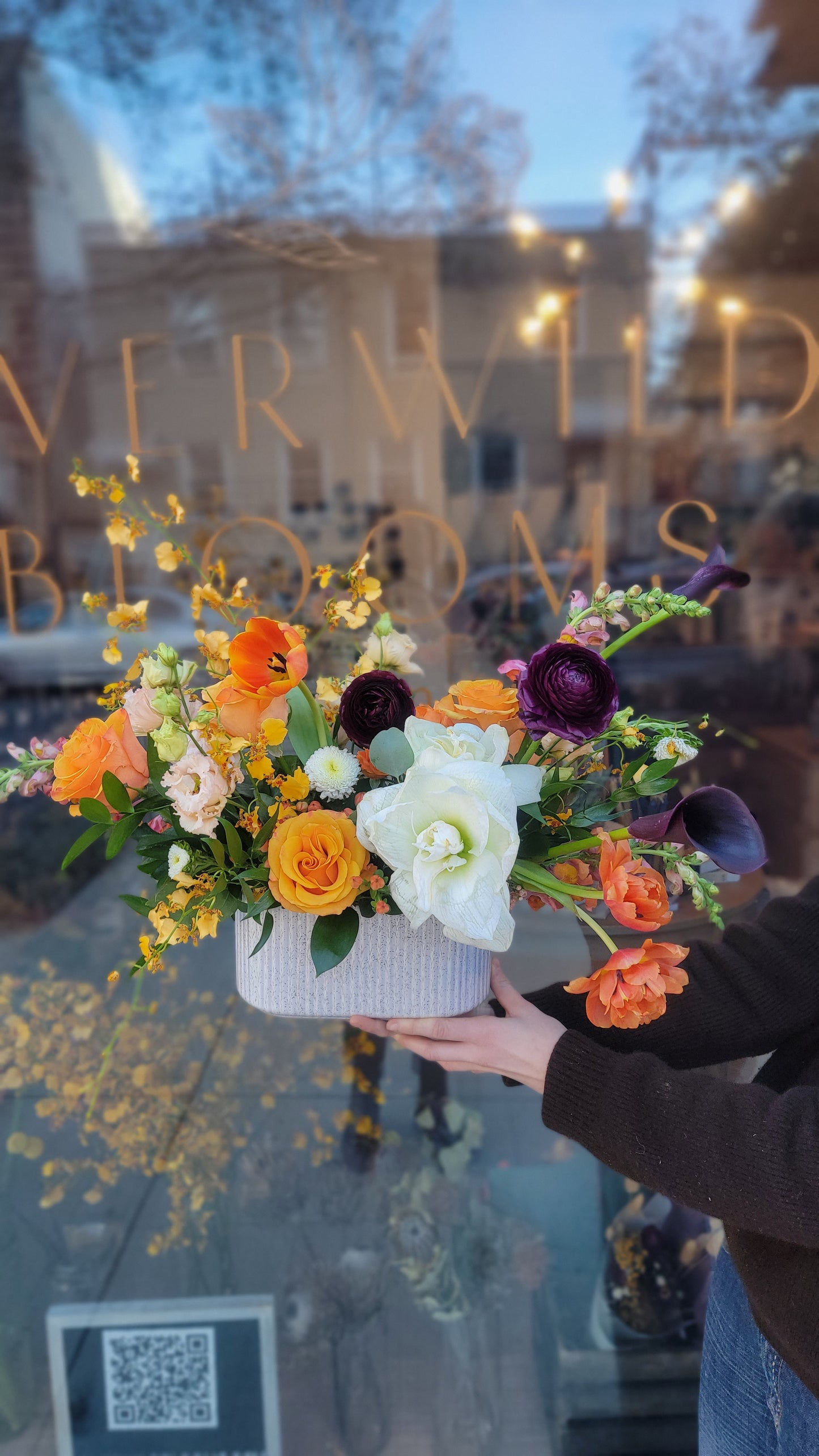 SPICED VANILLA | VASE ARRANGEMENT